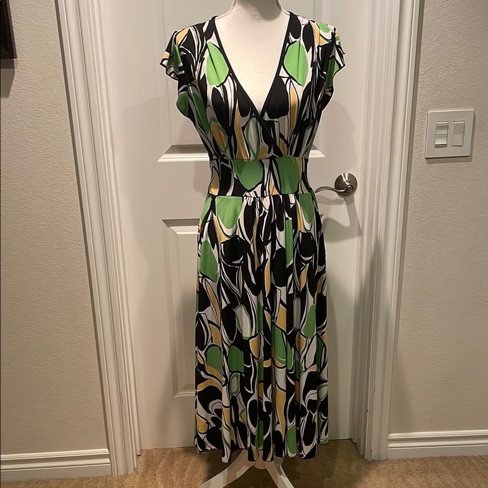 Colorful Green, Yellow, White and Black Women's Dress